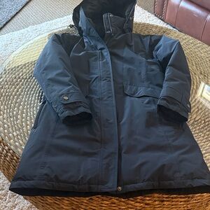 Lands end women size S (6-8) long down jacket